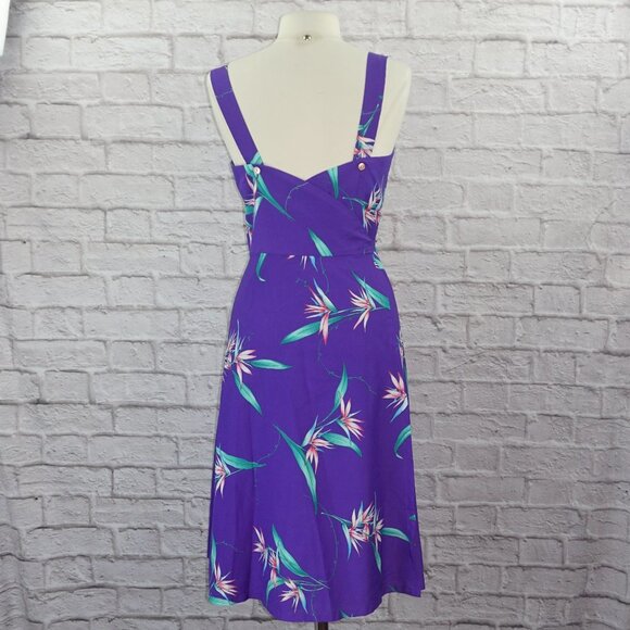 Vintage 70s Hawaiian Floral Wrap Dress - Picture 2 of 5